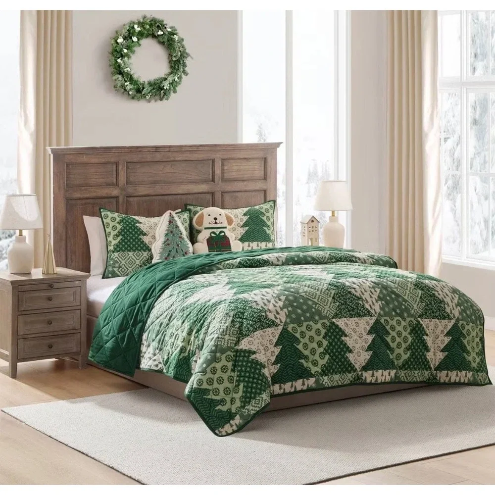 Hallmark Green Christmas Tree Patchwork Quilt Set Holiday Bedding w/ Shams